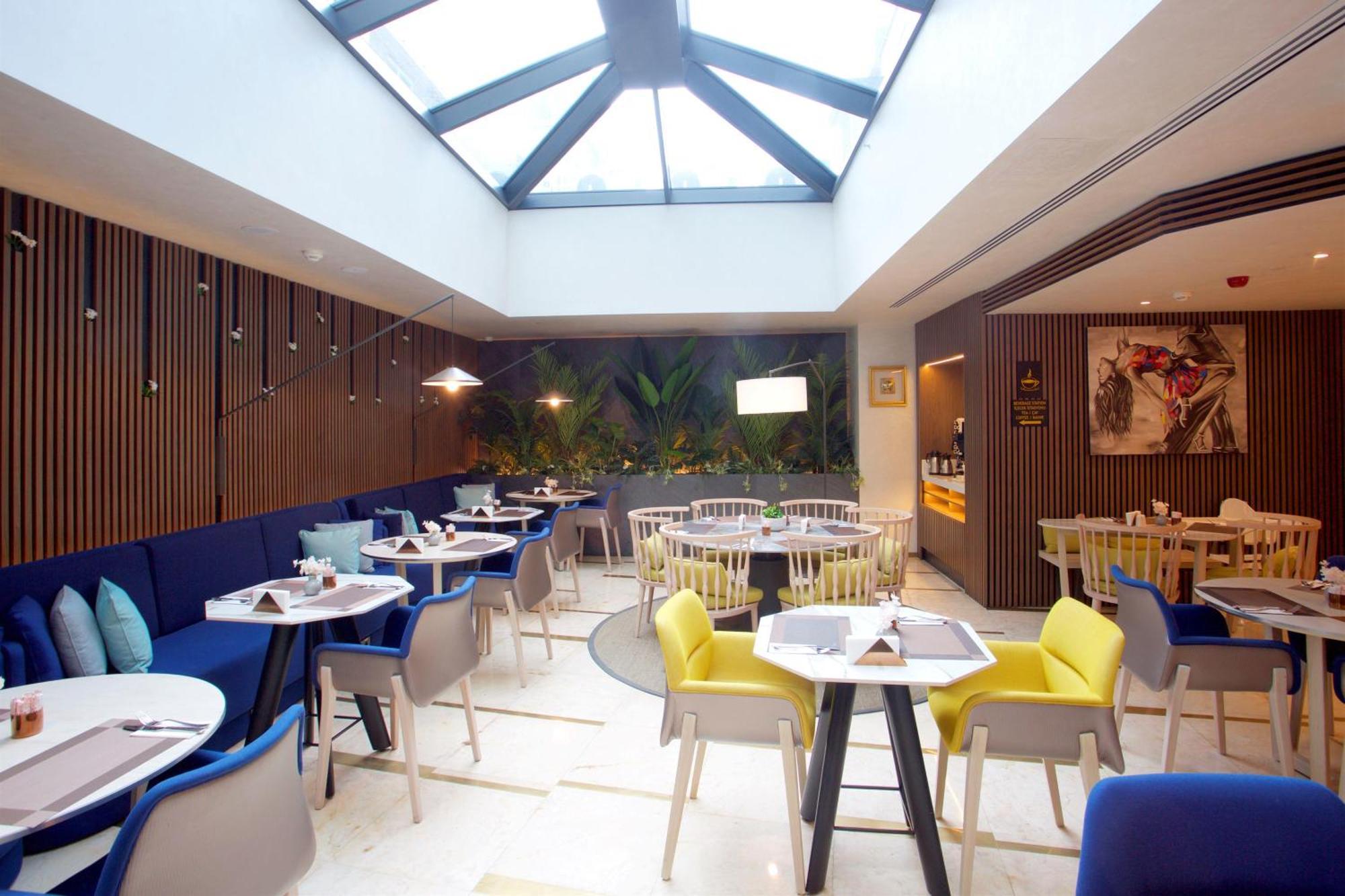 Hampton By Hilton Istanbul Old City — Photos 1